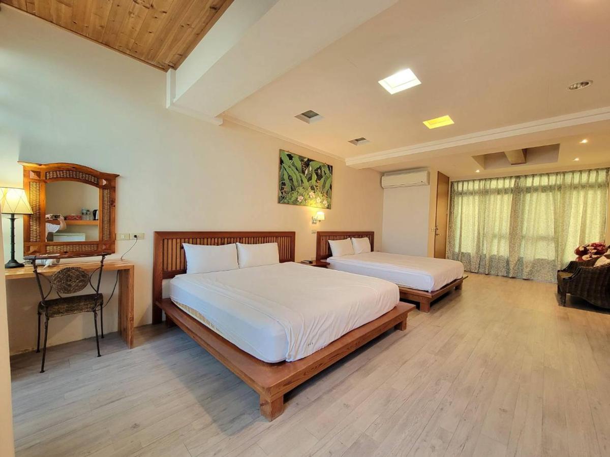 Railway Villa Taitung Екстериор снимка