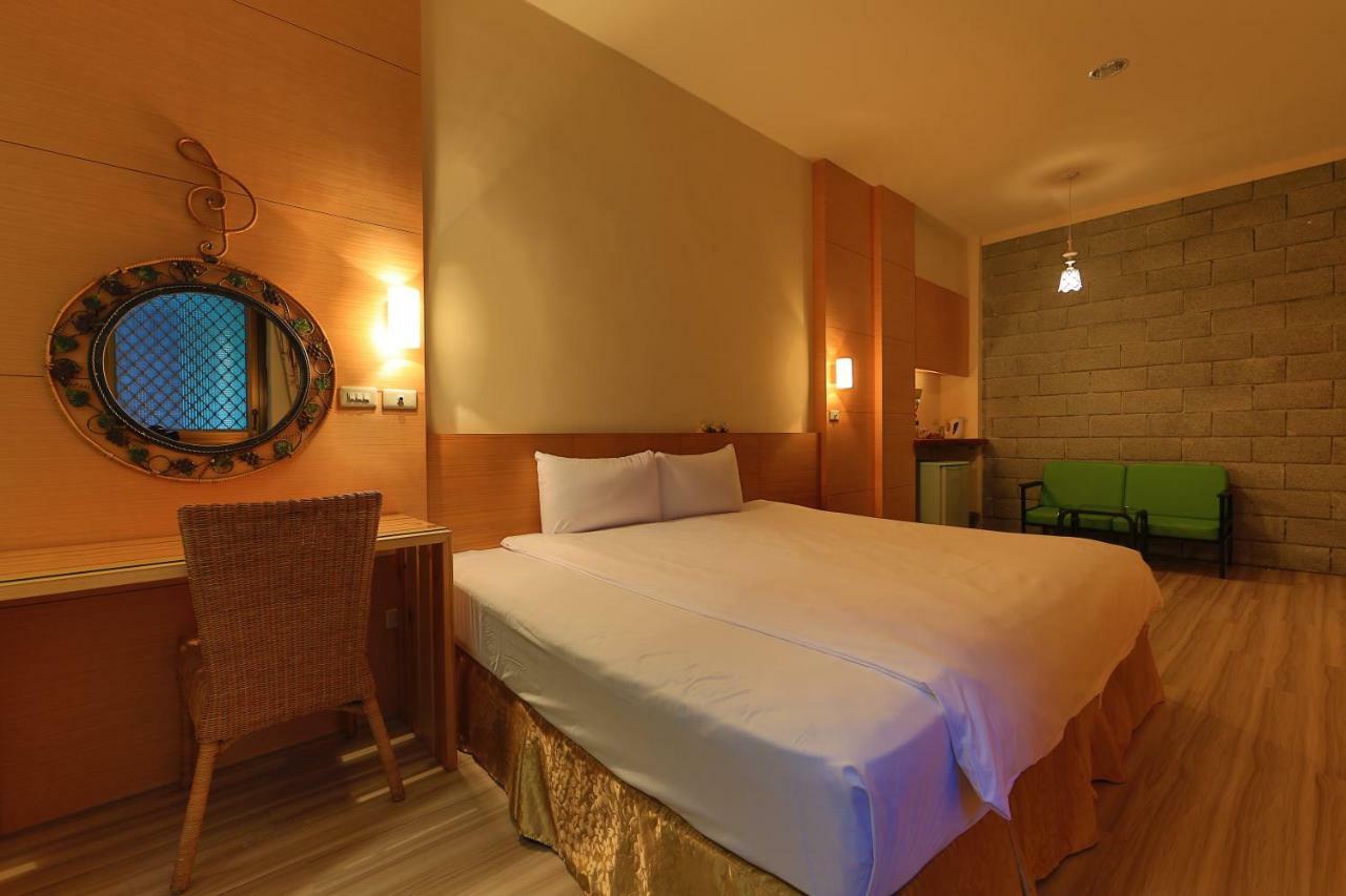Railway Villa Taitung Екстериор снимка